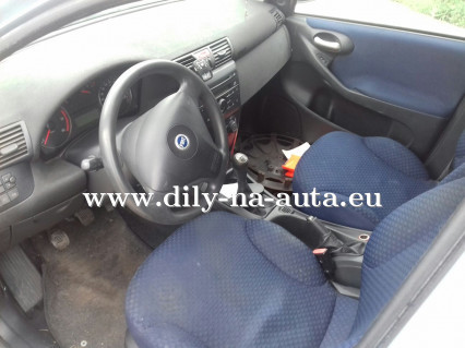 Fiat stilo 1.9jtd na náhradní díly ČB / dily-na-auta.eu