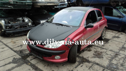 Peugeot 206 vínová na náhradní díly Praha