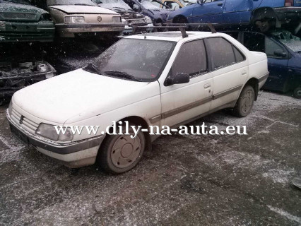 Peugeot 405 bílá na náhradní díly Praha