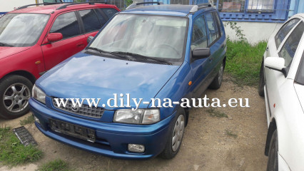 Mazda Demio modrá metalíza na díly Praha / dily-na-auta.eu