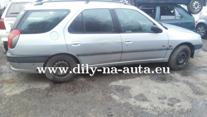 Peugeot 306 combi stříbrná na díly ČB / dily-na-auta.eu