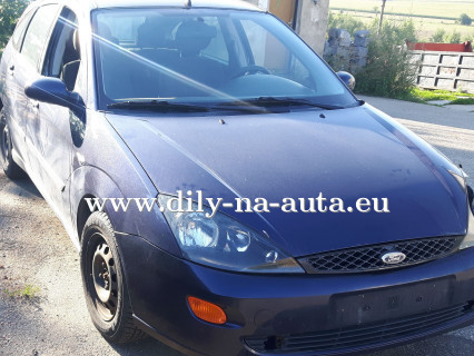 Ford Focus hatchback modrá metalíza na díly / dily-na-auta.eu