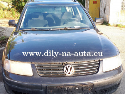 VW Passat kombi černá na díly Brno / dily-na-auta.eu
