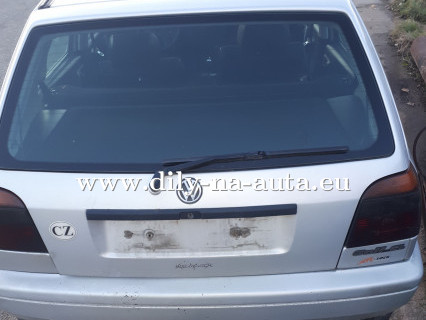VW Golf stříbrná metalíza na díly Brno / dily-na-auta.eu