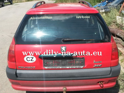 Peugeot 306 kombi červená na díly Brno / dily-na-auta.eu