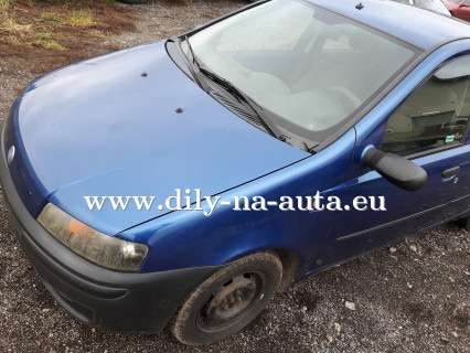 Fiat Punto modrá metalíza na díly Brno / dily-na-auta.eu