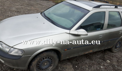 Opel Vectra stříbrná na díly Brno / dily-na-auta.eu