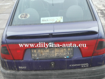 Seat Cordoba modrá na díly Brno / dily-na-auta.eu