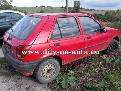 Ford fiesta 1996 nafta, 44kw 1.8 na náhradní díly Brno