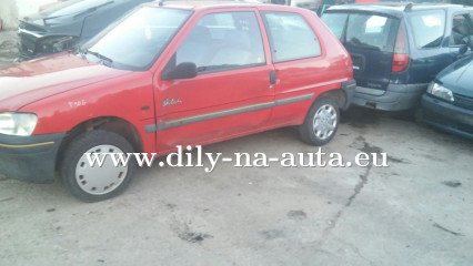 Peugeot 106 červená na náhradní díly Plzeň / dily-na-auta.eu