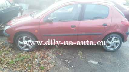 Peugeot 206 vínová na díly Plzeň