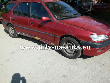 Peugeot 306 kombi vínová na díly Plzeň / dily-na-auta.eu