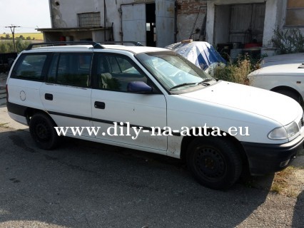 Opel Astra 1,6 benzín 74kw 1997 na náhradní díly Brno / dily-na-auta.eu