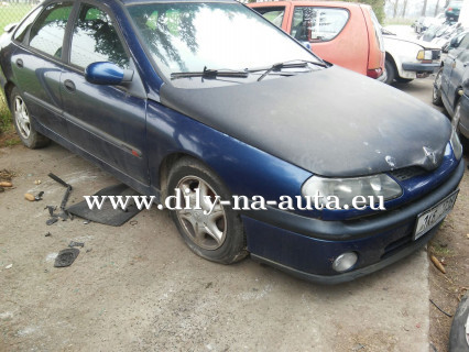 Renault Laguna sedan modrá na náhradní díly Plzeň