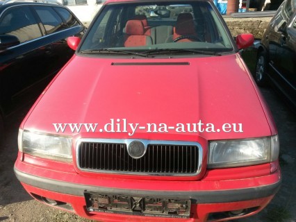 Škoda Felicie červená na náhradní díly Brno / dily-na-auta.eu