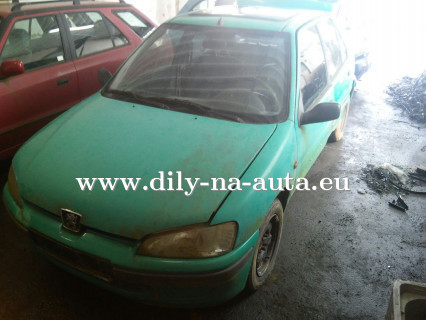 Peugeot 106 světle zelená na náhradní díly Písek