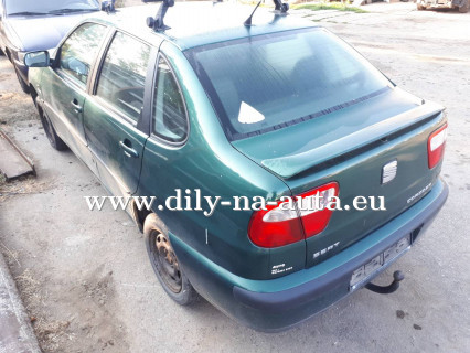 Seat Cordoba zelená na náhradní díly Brno / dily-na-auta.eu