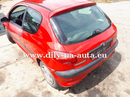 Peugeot 206 červená na náhradní díly Brno / dily-na-auta.eu