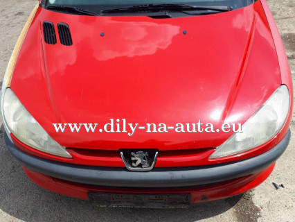 Peugeot 206 červená na náhradní díly Brno / dily-na-auta.eu