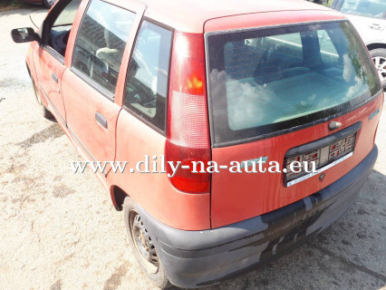 Fiat Punto 5dv. červená na náhradní díly Brno / dily-na-auta.eu