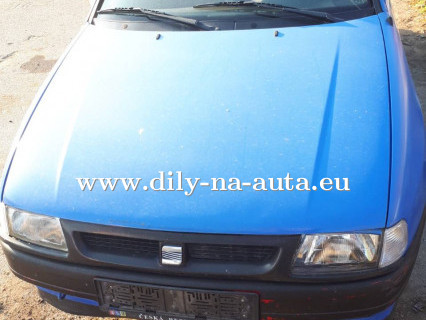 Seat Ibiza modrá na náhradní díly Brno / dily-na-auta.eu