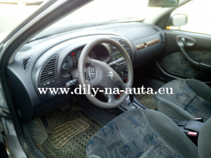 Citroen Xsara stříbrná - díly z tohoto vozu / dily-na-auta.eu