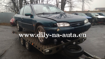 Ford Mondeo zelená - díly z tohoto vozu