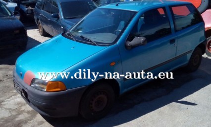 Fiat Punto 1,2 světle modrá na náhradní díly České Budějovice / dily-na-auta.eu