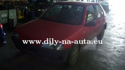 Peugeot 106 červená - díly z tohoto vozu / dily-na-auta.eu