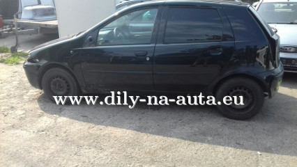 Fiat Punto 2 černá na náhradní díly Písek / dily-na-auta.eu