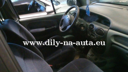 Renault Megane Scenic modrá - díly z tohoto vozu / dily-na-auta.eu