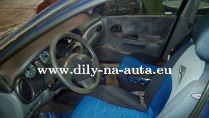 Renault Megane modrá - díly z tohoto vozu / dily-na-auta.eu