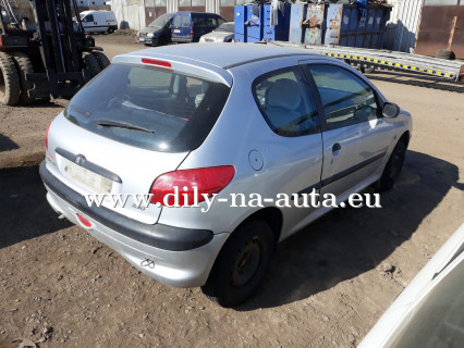 Peugeot 206 náhradní díly Hradec Králové / dily-na-auta.eu