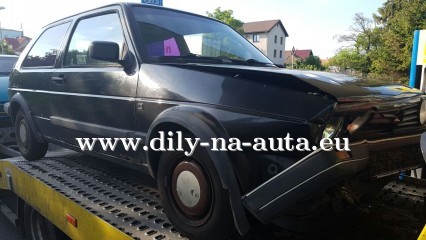 Volkswagen Golf 2 černá na náhradní díly ČB / dily-na-auta.eu