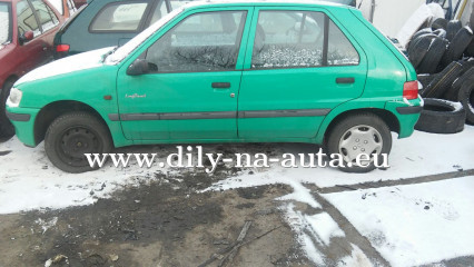 Peugeot 106 světle zelená na náhradní díly Tábor