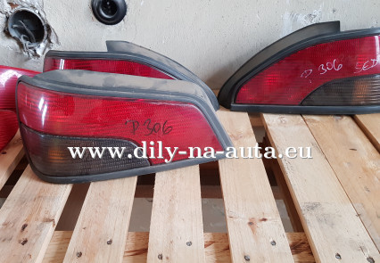 Peugeot 306 zadní světla / dily-na-auta.eu