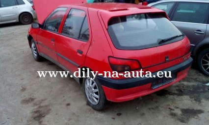 Peugeot 306 1,9 d na díly ČB