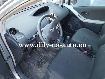 TOYOTA YARIS 1.0i, motor 1KR na náhradní díly Pardubice / dily-na-auta.eu