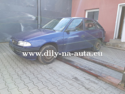 OPEL ASTRA 1.6i, motor X16SZ na náhradní díly Pardubice / dily-na-auta.eu