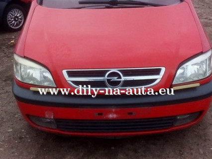 Opel Zafira červená na náhradní díly Pardubice / dily-na-auta.eu