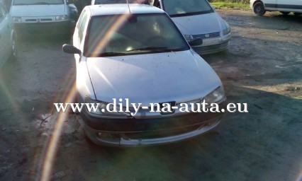 Peugeot 306 stříbrná na náhradní díly ČB / dily-na-auta.eu