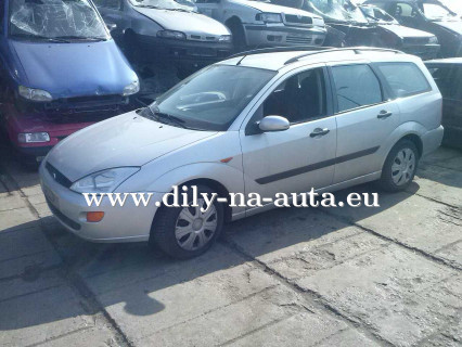 Ford Focus stříbrná na náhradní díly Písek / dily-na-auta.eu