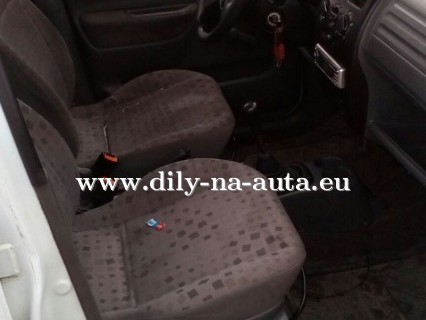 Opel Agila 2002 na náhradní díly ČB Kod motoru 1.0i zxe10e / dily-na-auta.eu