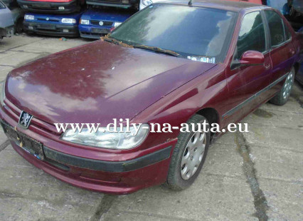 Náhradní díly z vozu Peugeot 406