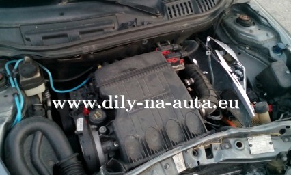 Lancia Y fialová metalíza na náhradní díly České Budějovice / dily-na-auta.eu Lancia Y fialová metalíza na náhradní díly České Budějovice / dily-na-auta.eu