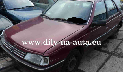 Náhradní díly z vozu Peugeot 405