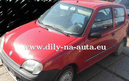 Fiat Seicento červená na náhradní díly Praha