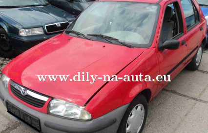 Náhradní díly z vozu Mazda 121