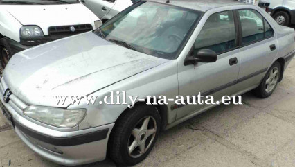 Náhradní díly z vozu Peugeot 406