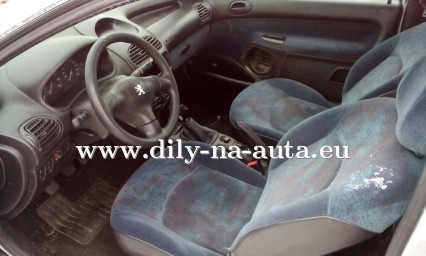 Peugeot 206 na náhradní díly ČB / dily-na-auta.eu